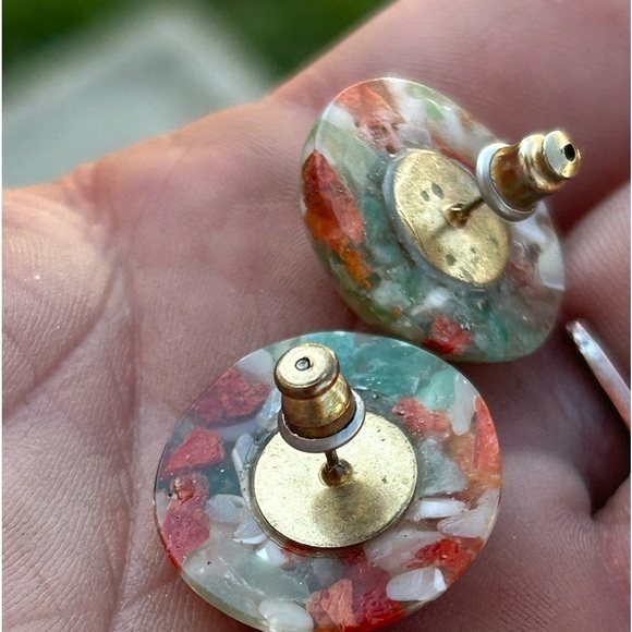 Fun Vintage Lucite Round Dome Pierced Unique Shell Stud Earrings Boho Statement - Picture 5 of 9